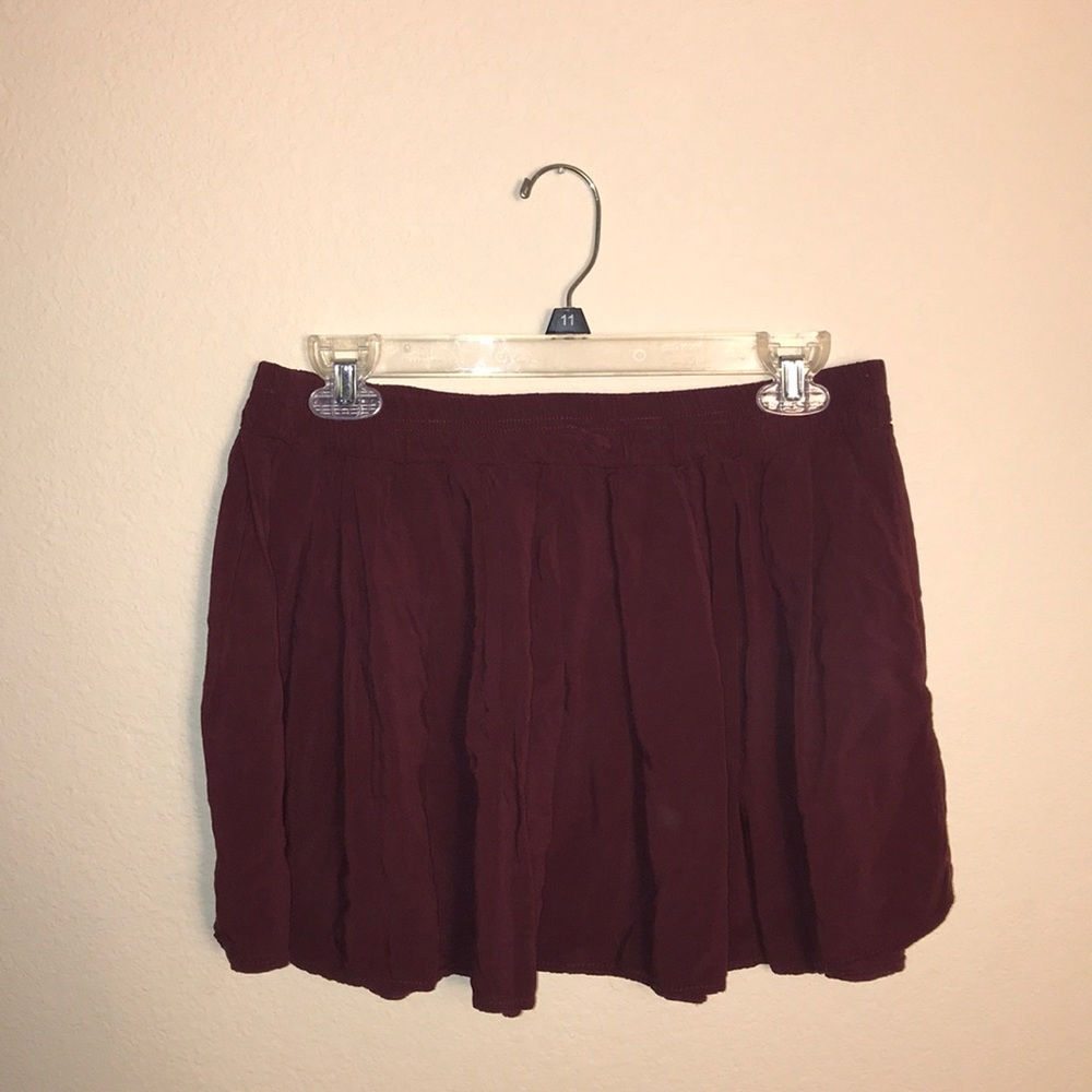 Maroon mini skirt brandy Melville